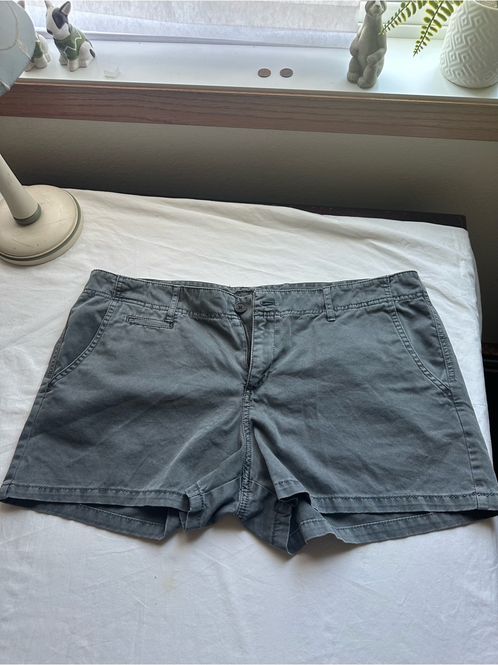 🛍️Merona 100% Cotton Chino Shorts Size 16 Slate Green Sage